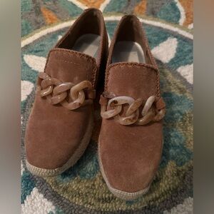 Dolce Vita sable brown platform walking shoes.